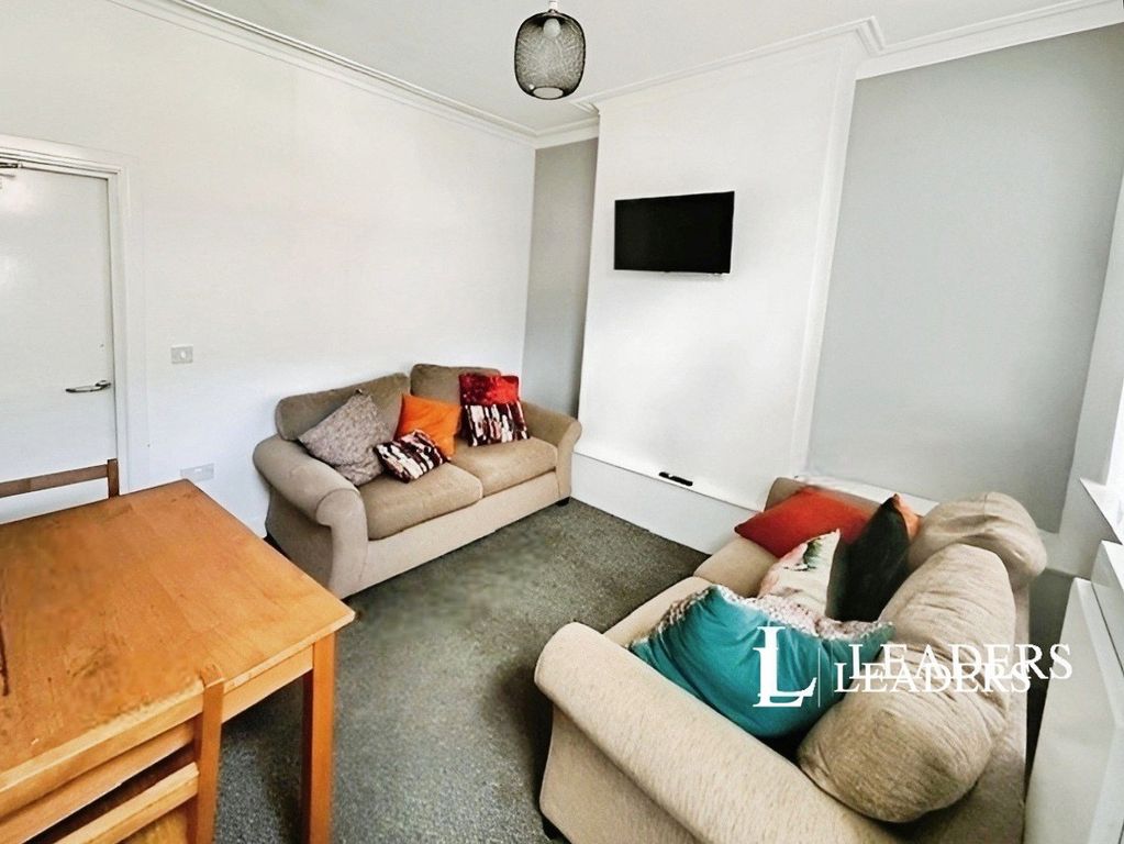 Property photo 2 of 7 Pbox-Img.Jpg