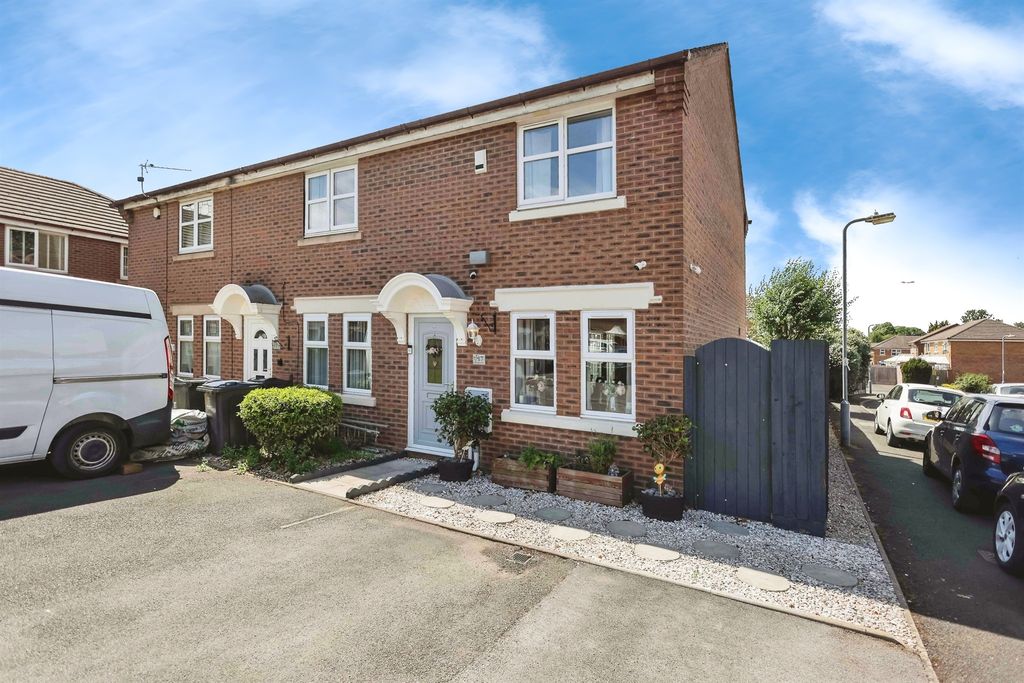 Property photo 2 of 17