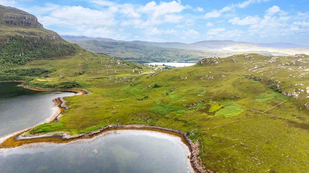 Property photo 2 of 8 Shieldaig Cgs