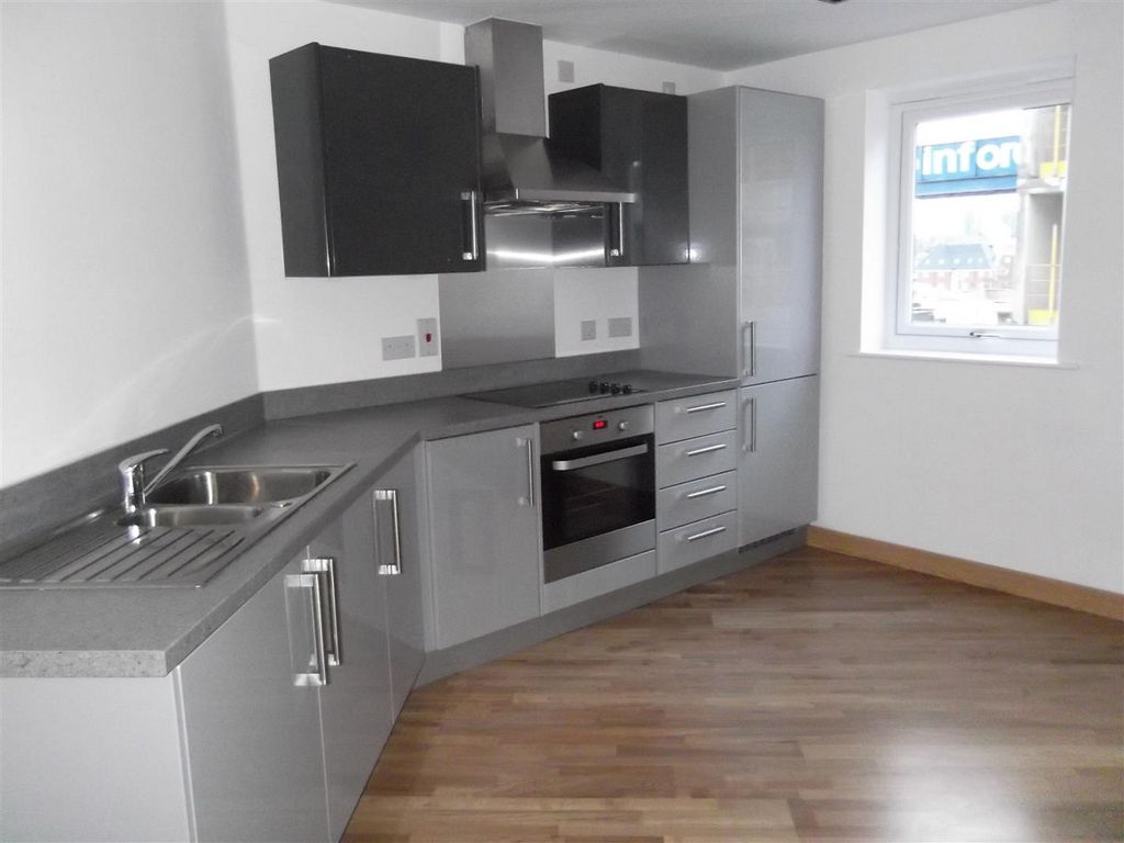 Property photo 1 of 3