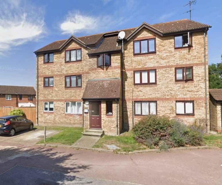 Property photo 1 of 1 1 Bed Flat To Rent Hayes Close, Grays Rm20