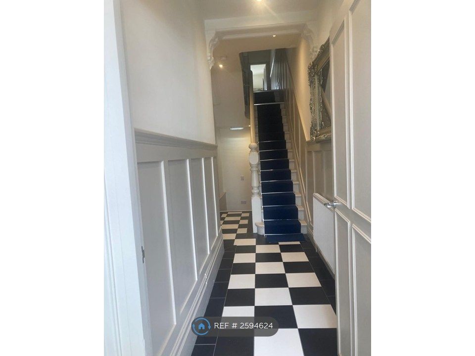 Property photo 1 of 29