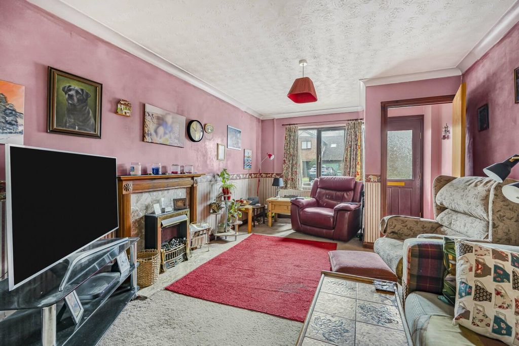 Property photo 3 of 21 3204935_Preview.Jpg