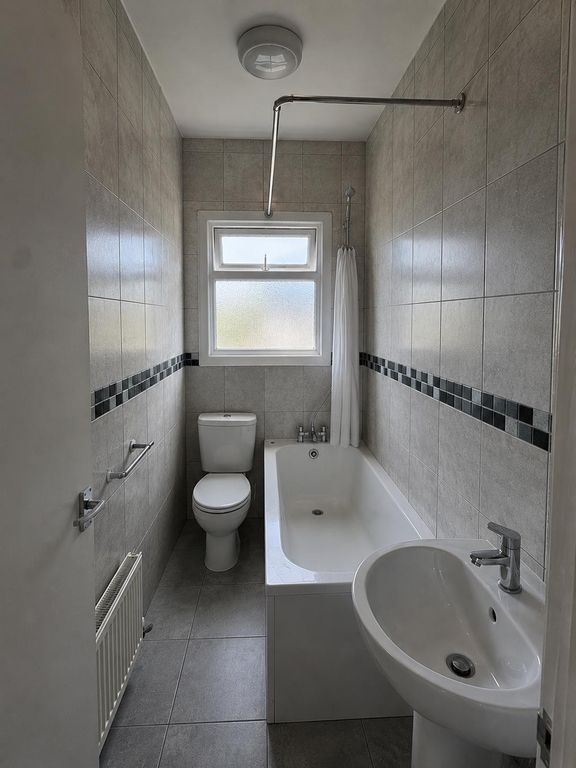 Property photo 3 of 3