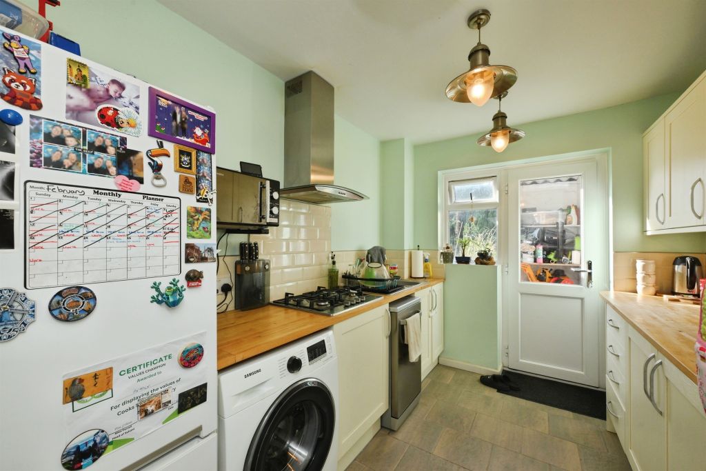 Property photo 2 of 17