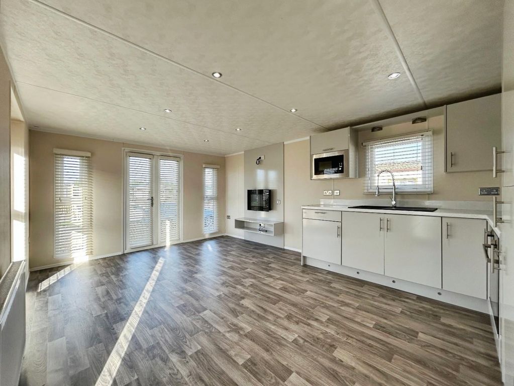 Property photo 3 of 9 dc72B0A9-Image00017.Jpeg