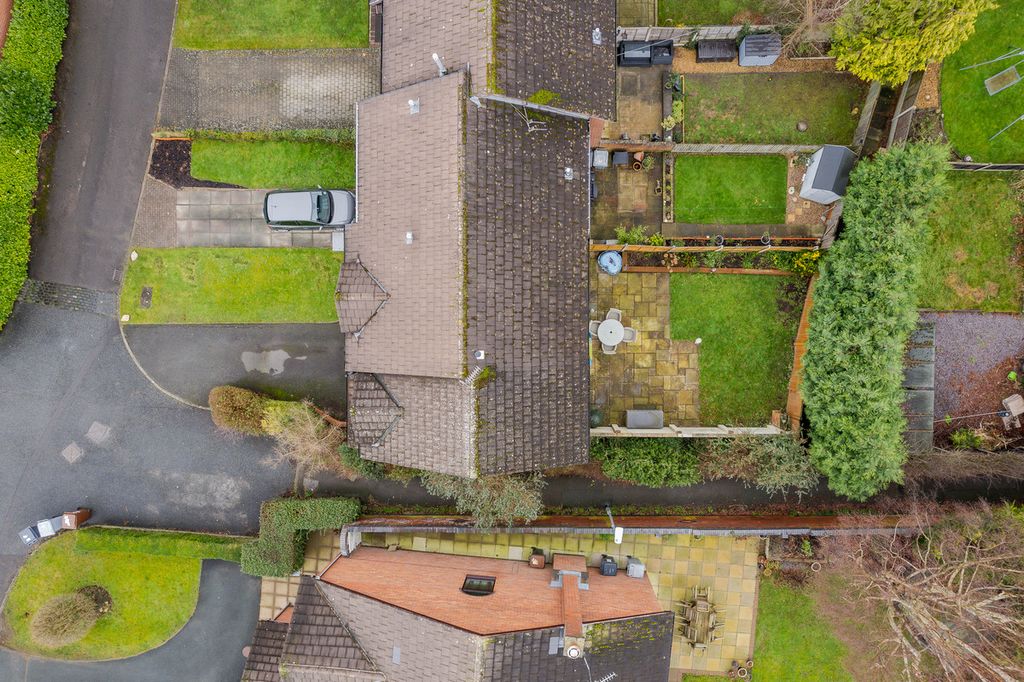 Property photo 2 of 29