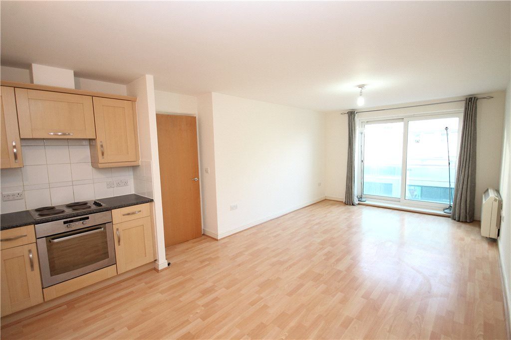 Property photo 2 of 10 Lounge