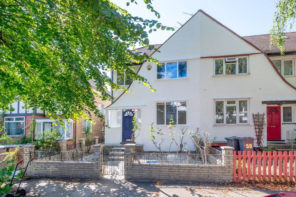 Property photo 2 of 14