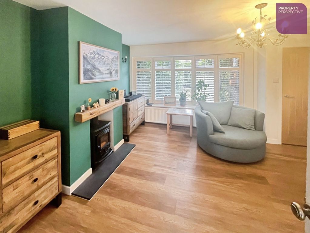 Property photo 2 of 12 Lounge