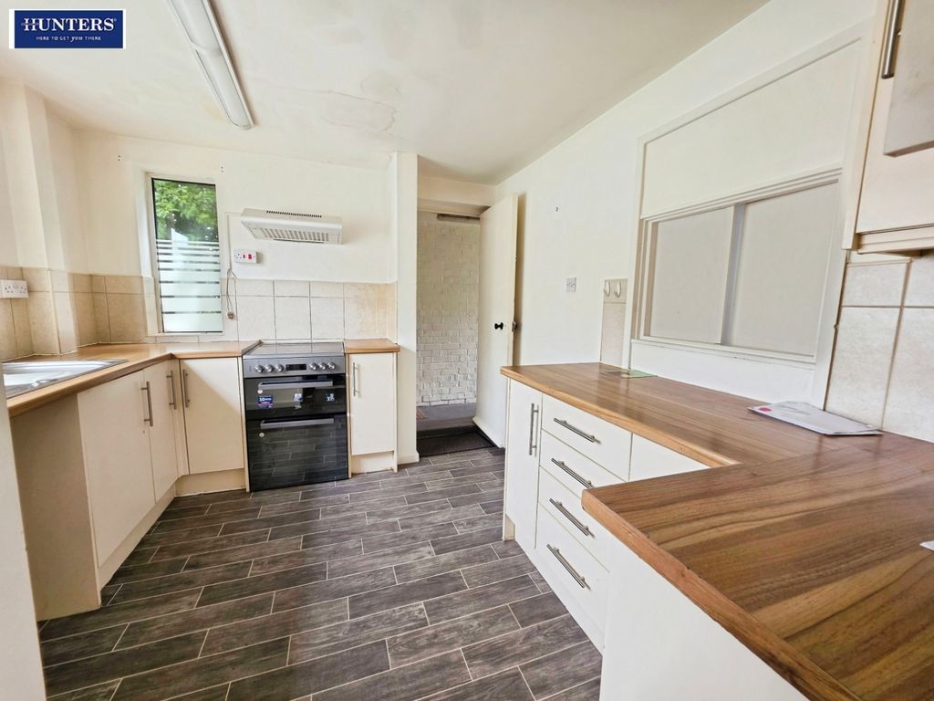 Property photo 3 of 13 Pbox-Img.Jpg
