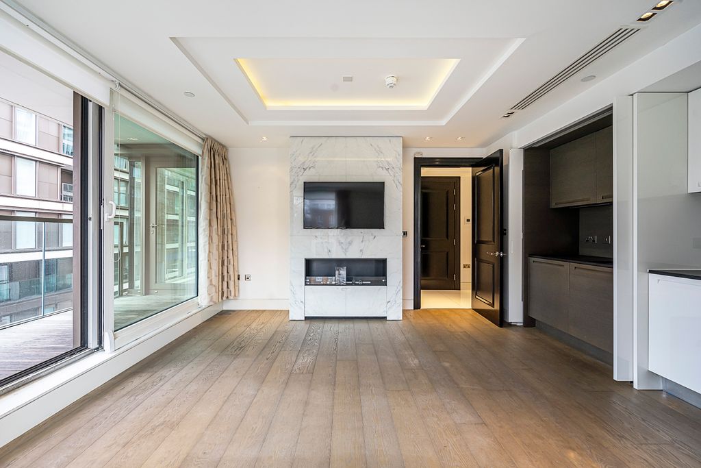 Property photo 3 of 9 22