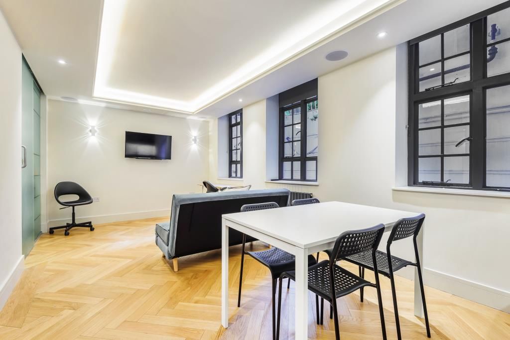 Property photo 2 of 8 Reception Room/Dining Area