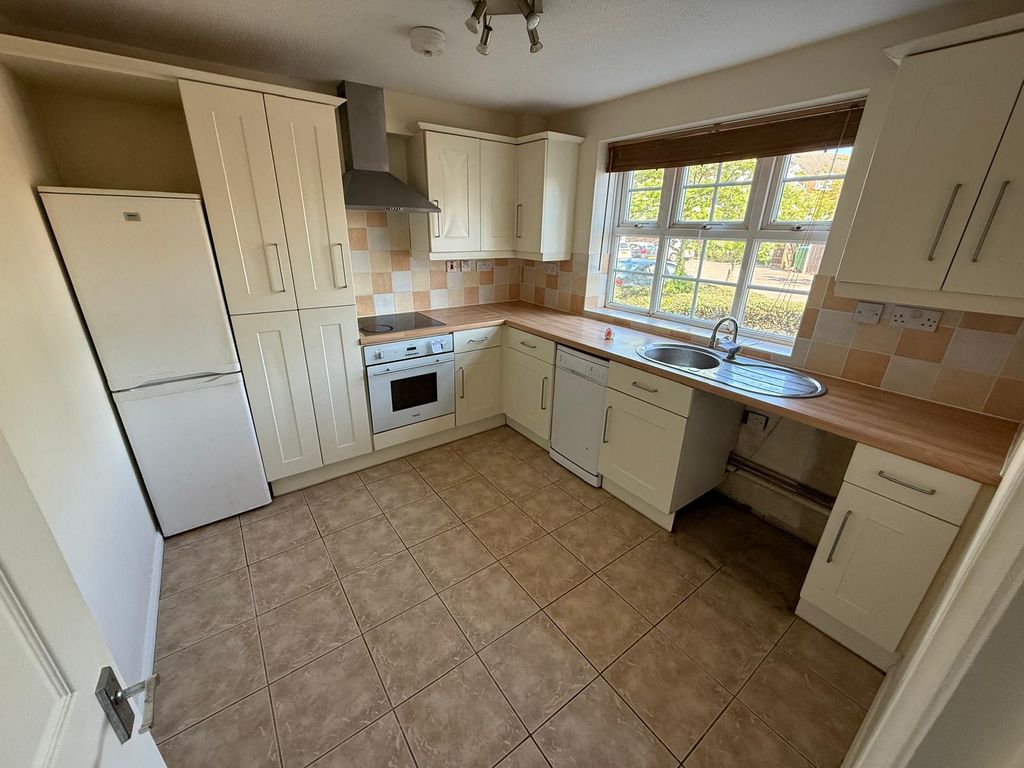 Property photo 2 of 6