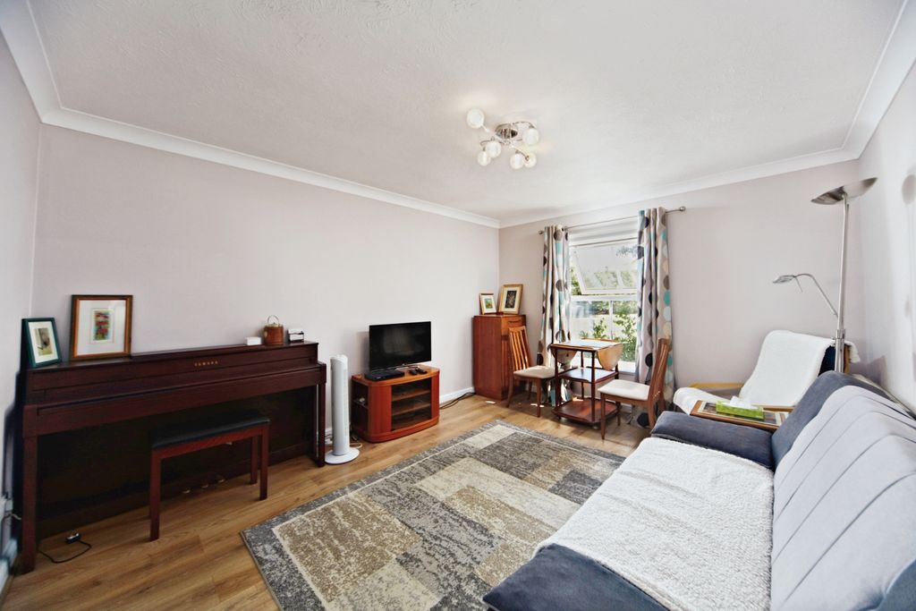 Property photo 2 of 14 Reception Room