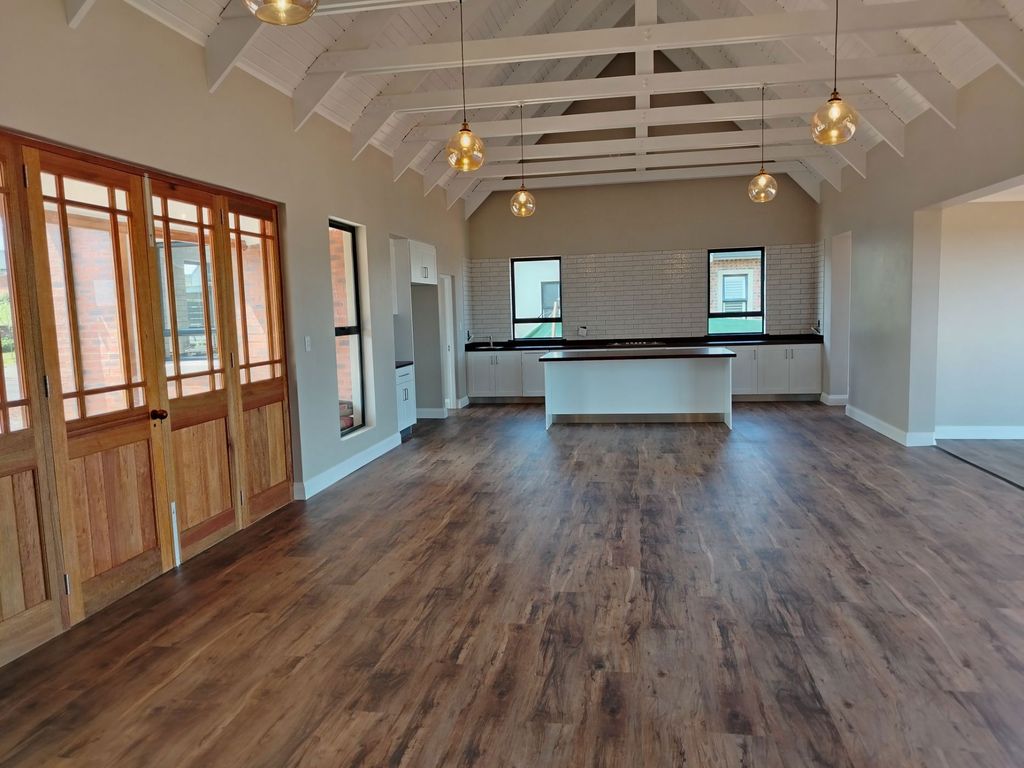 Property photo 3 of 20 1Pm1719395