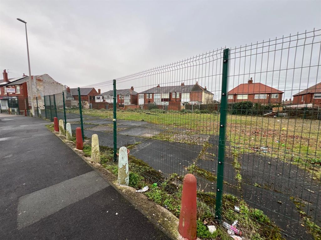 Property photo 3 of 6 9d515E77-c4Fd-4915-8c17-Eda9E85Beb76.Jpg