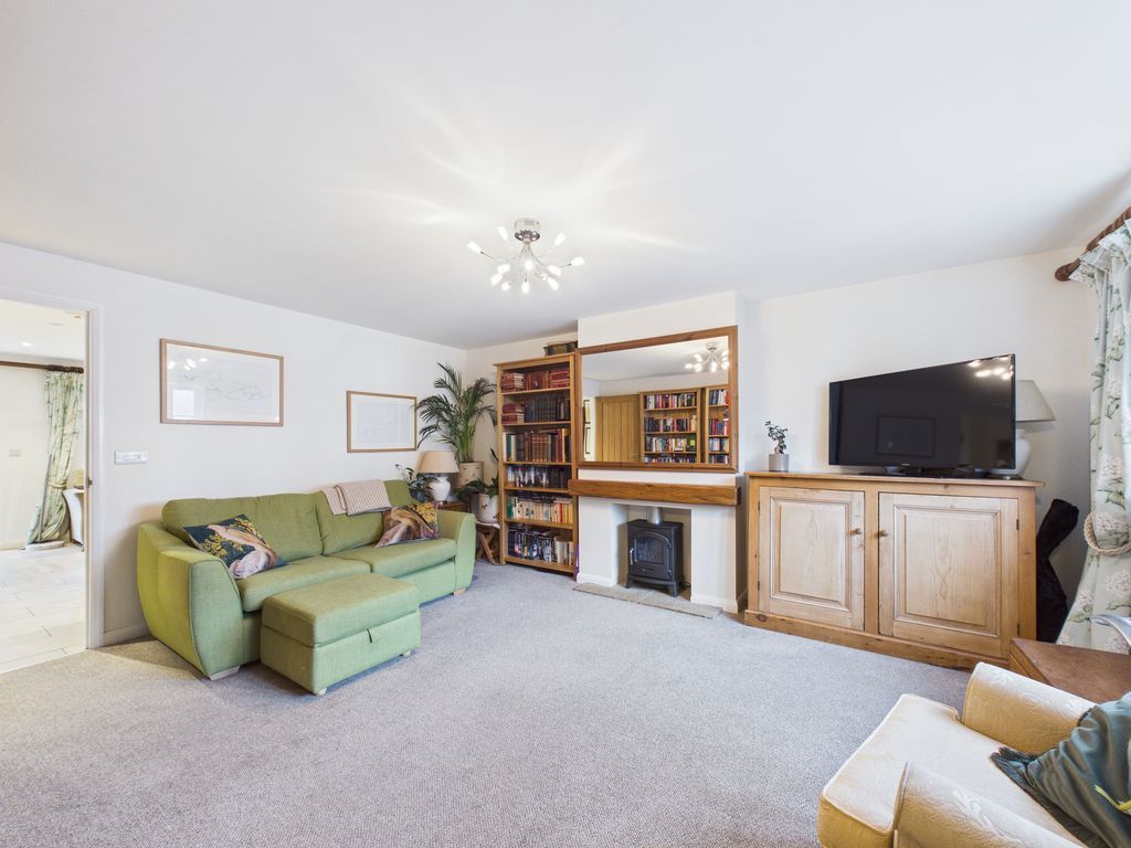 Property photo 3 of 16 Photo 8