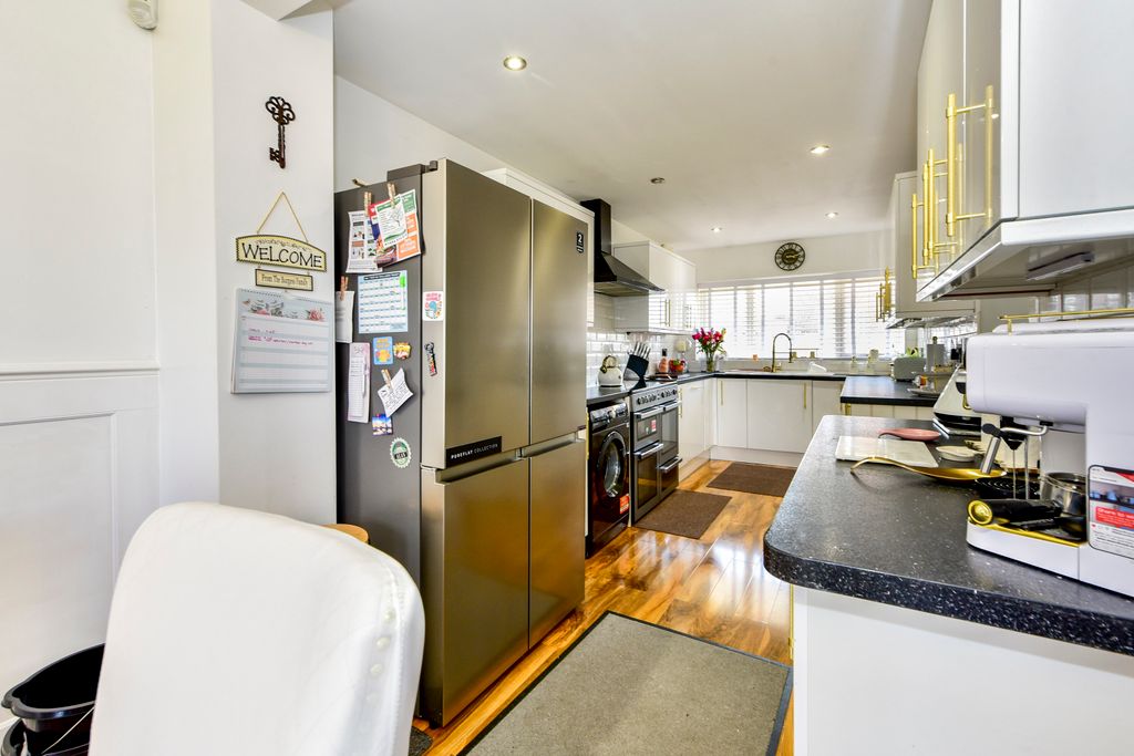 Additional image 9 of 4 bed detached house for saleWhite Cross View, Barnsley S70