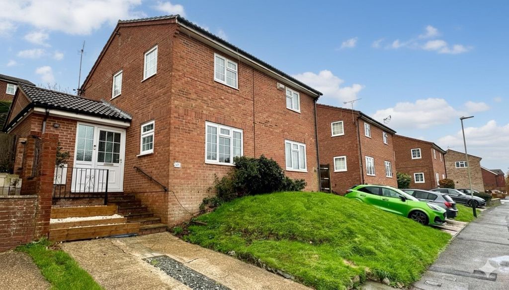 Property photo 1 of 22