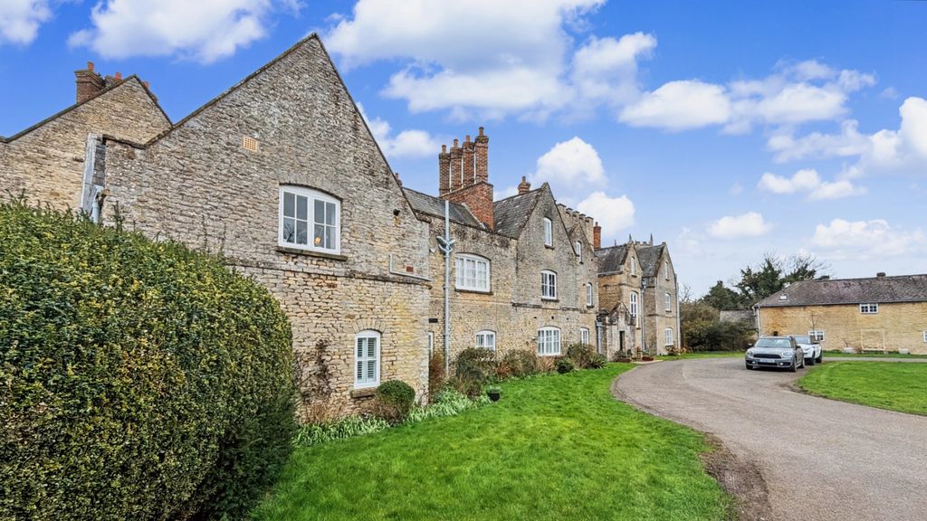 Property photo 1 of 13 4775400