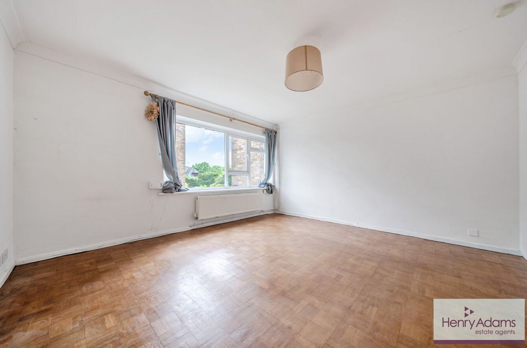Additional image 5 of 2 bed maisonette for saleWinton Road, Petersfield GU32