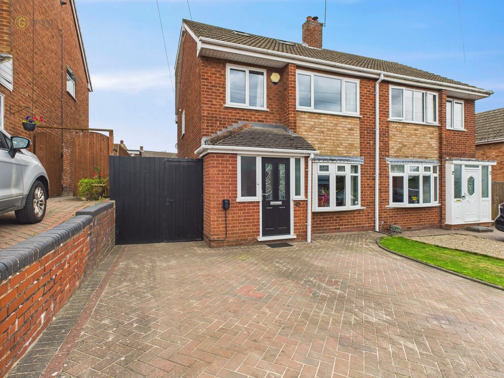 Property photo 1 of 39