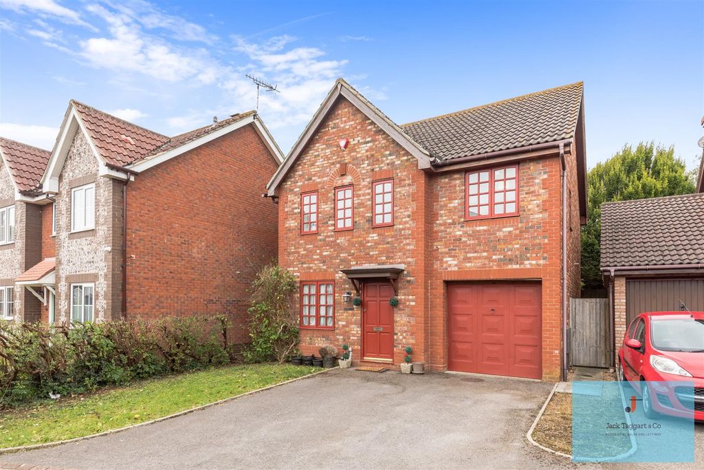 Property photo 1 of 13