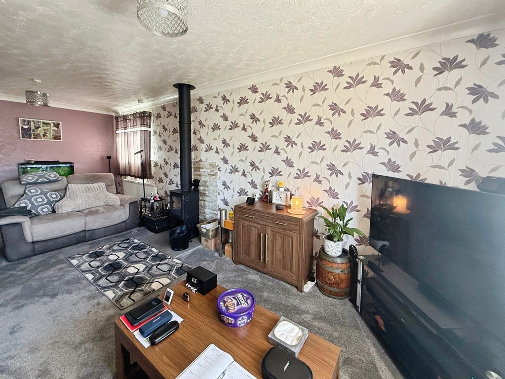 Property photo 3 of 23 Pbox-Img.Jpg