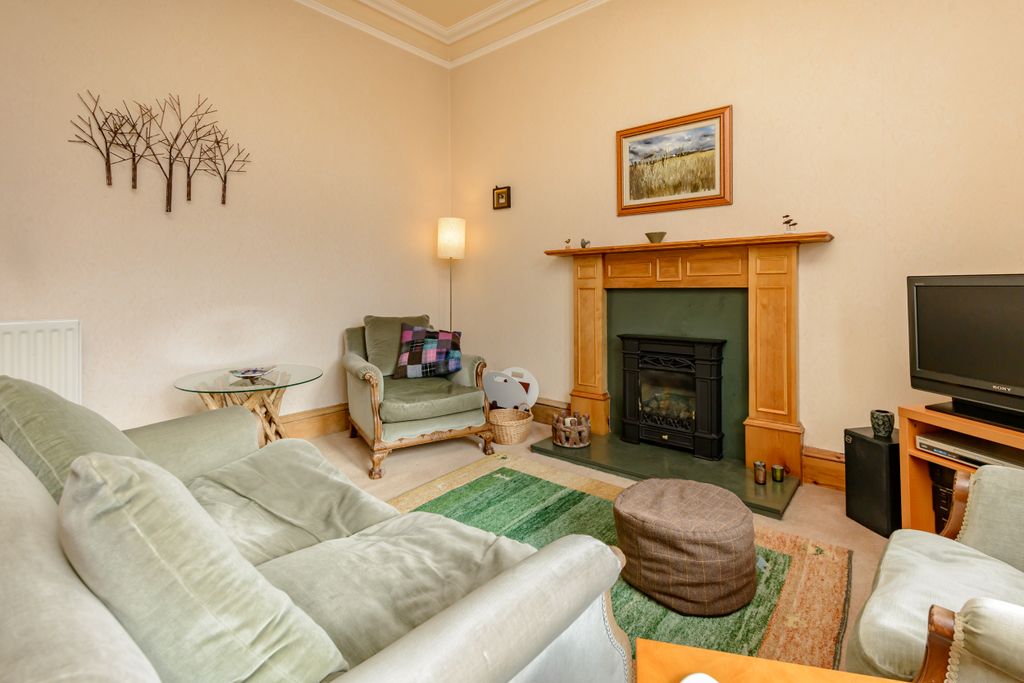 Property photo 3 of 13 Property Image 3