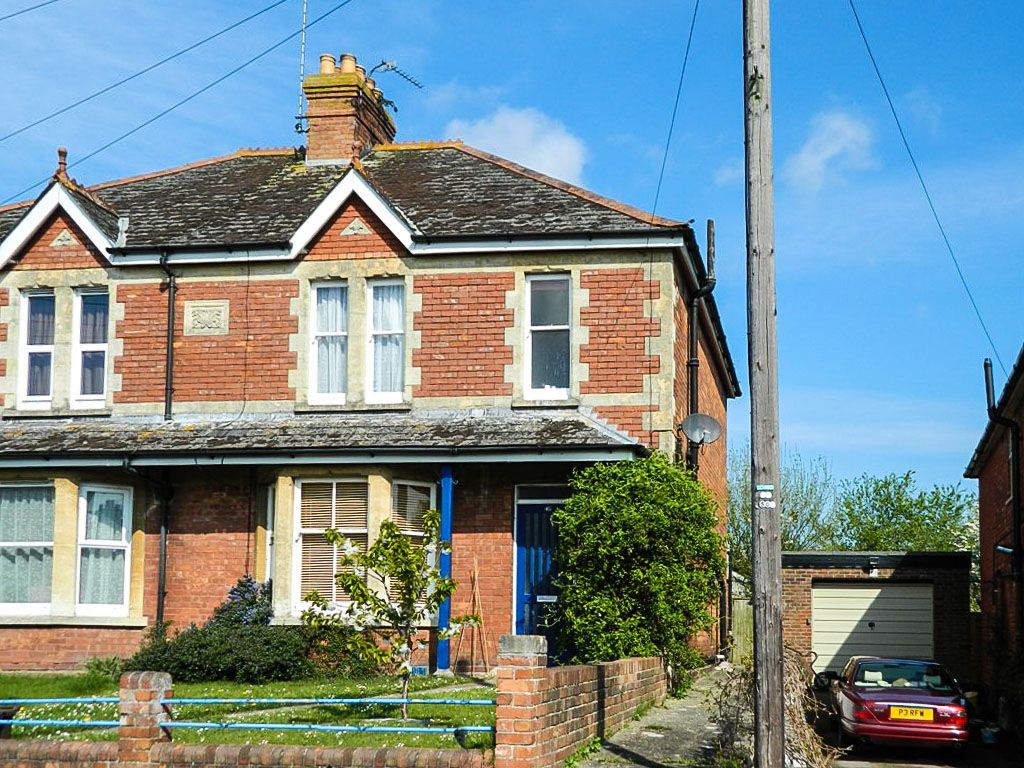 Property photo 1 of 8