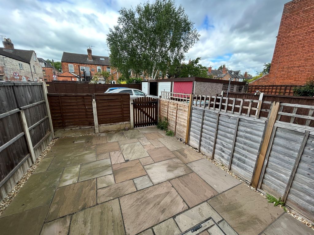Property photo 3 of 3