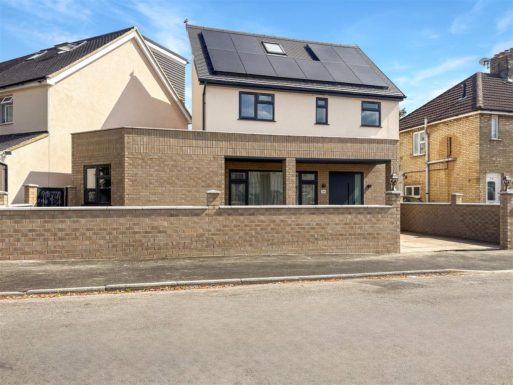 Property photo 1 of 16 cd910597d6Edcab0804Eed271Aeb5F7Eef3Bfe91.Jpg