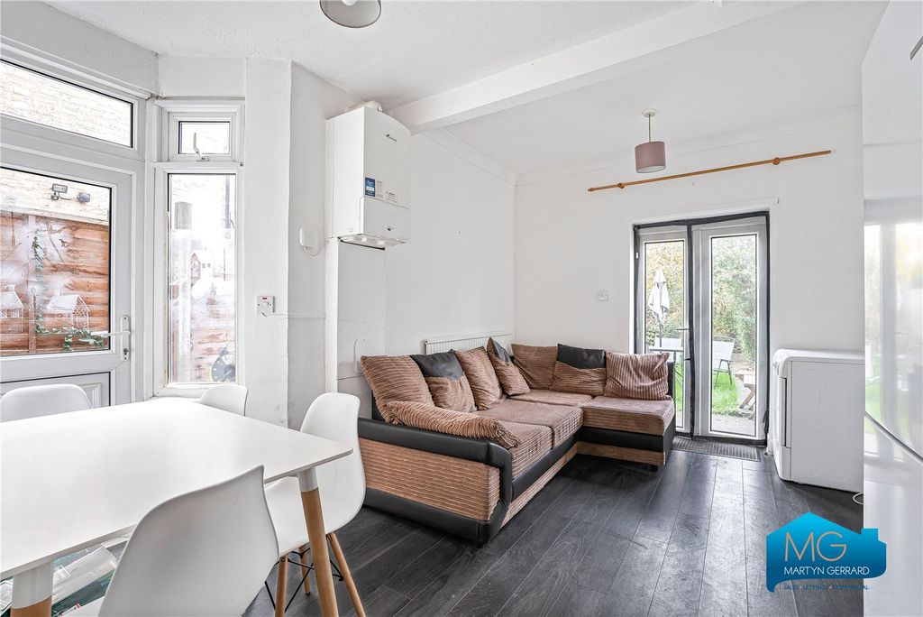 Property photo 3 of 13 Picture No. 27