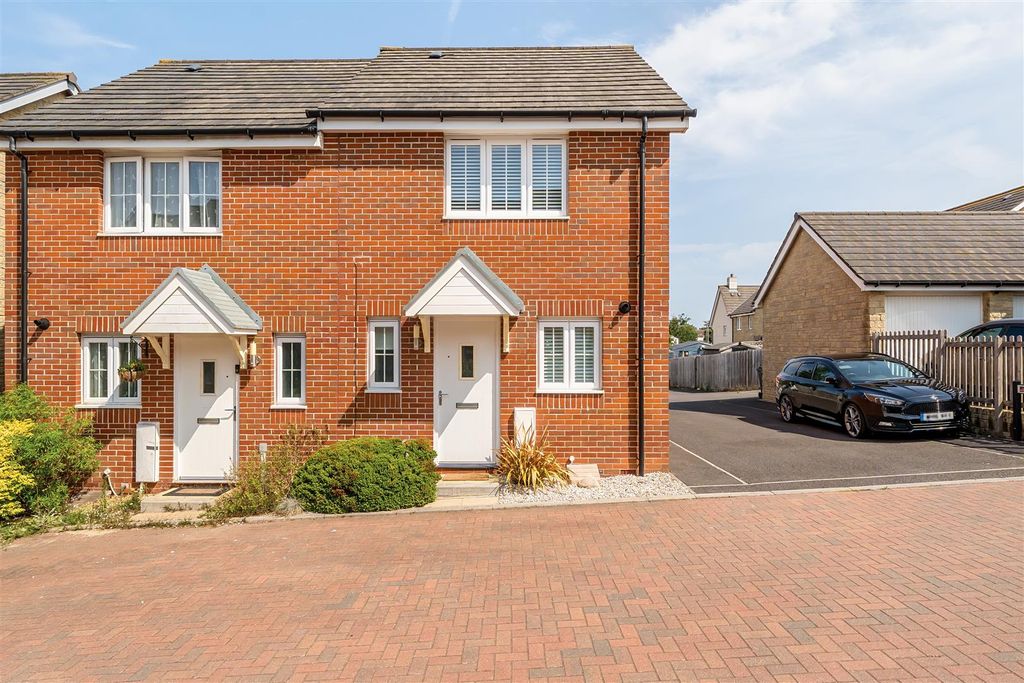 Property photo 1 of 27 1336135-1-6899d7Fba1B67.Jpg