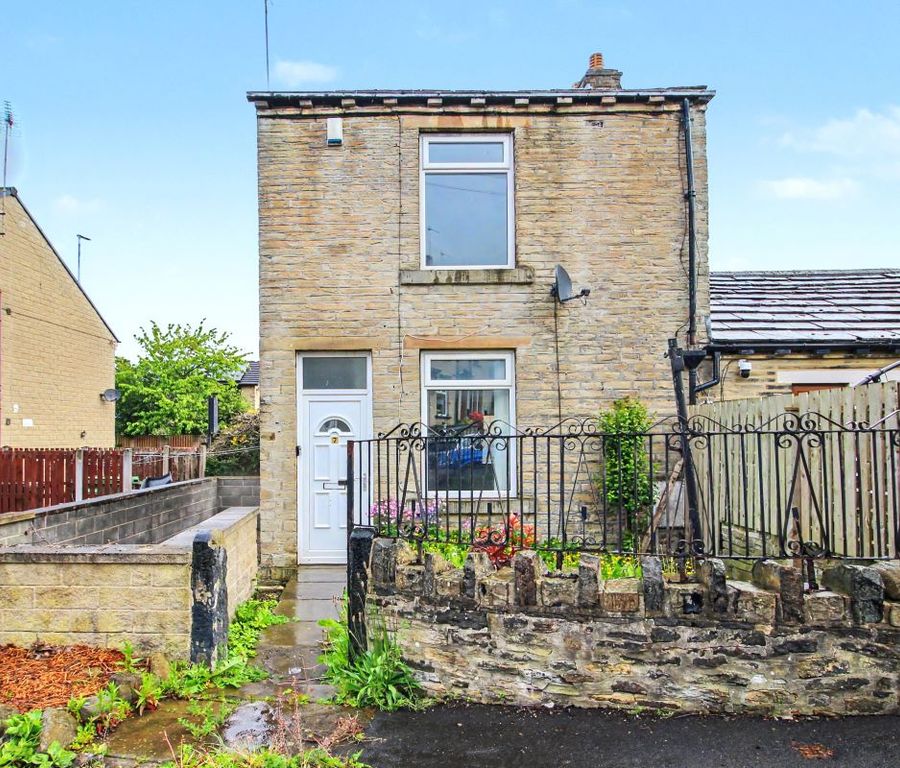 Property photo 1 of 12