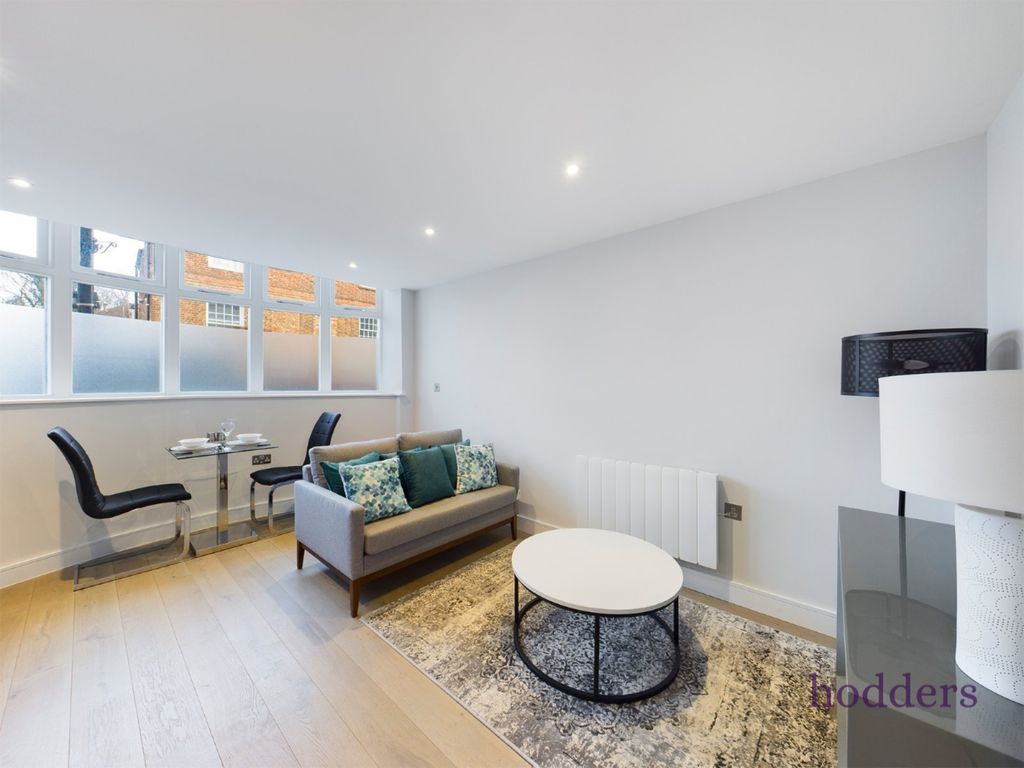 Property photo 2 of 7 Picture No. 15