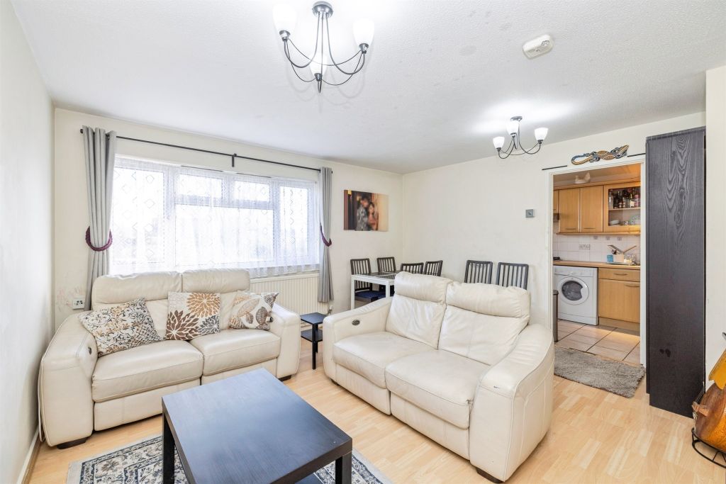 Property photo 3 of 20