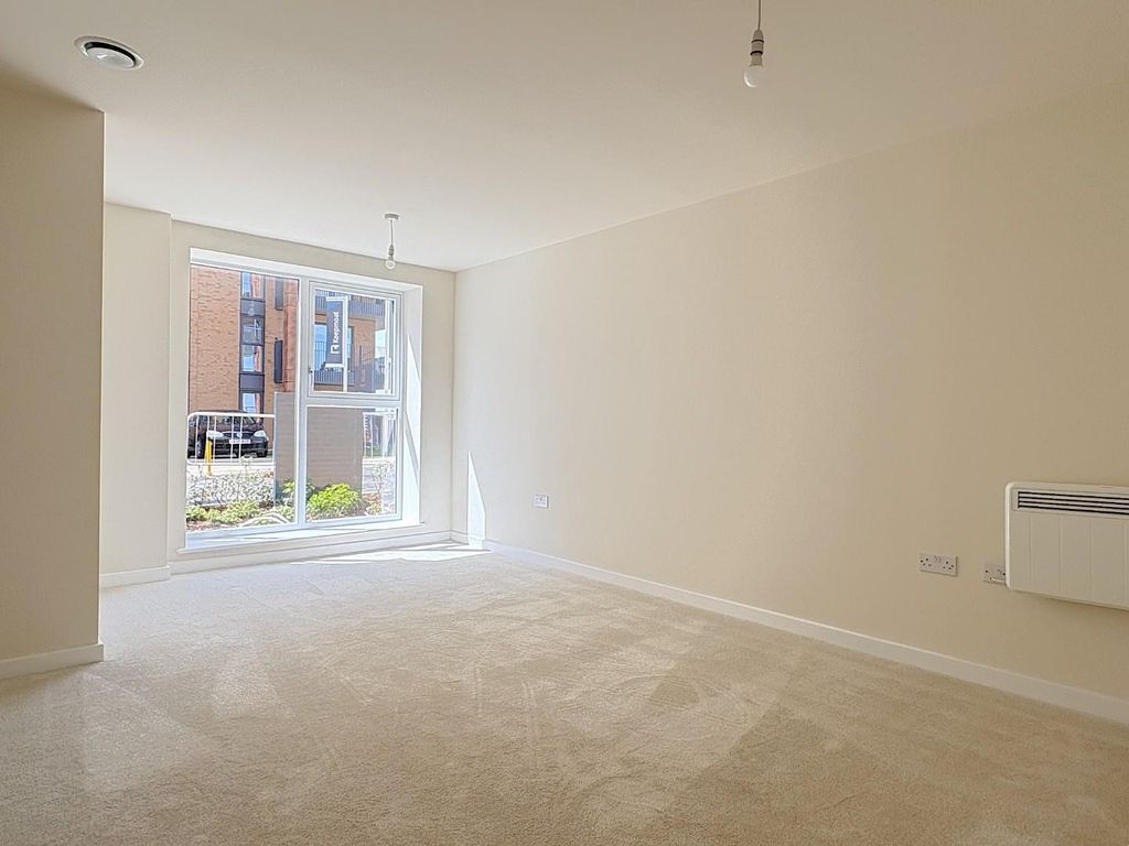 Property photo 3 of 4