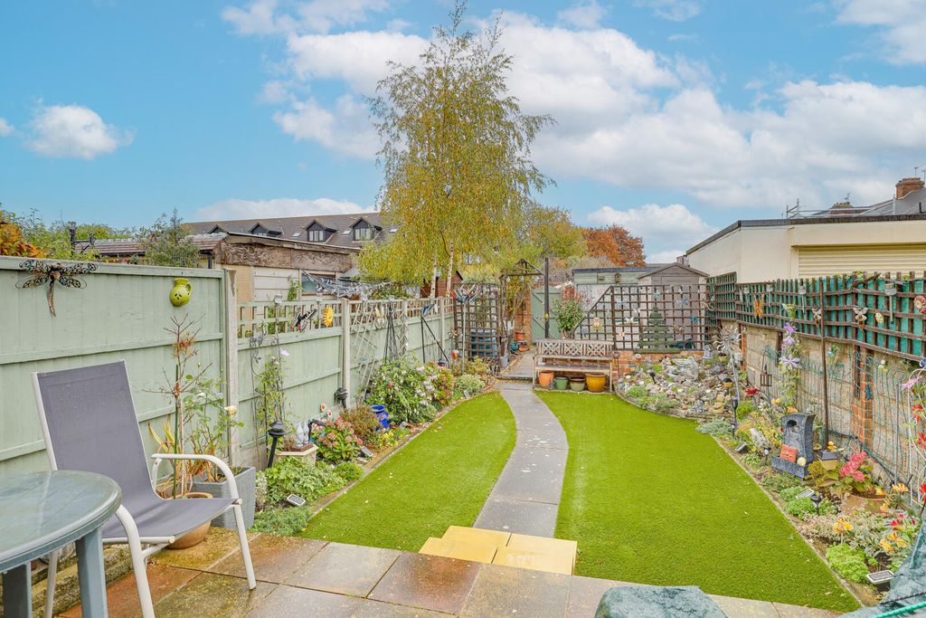 Property photo 2 of 23 Rear Garden