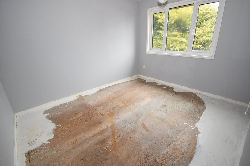 Property photo 3 of 12 Bedroom