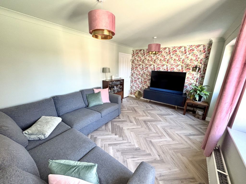 Property photo 2 of 24 Photo 17