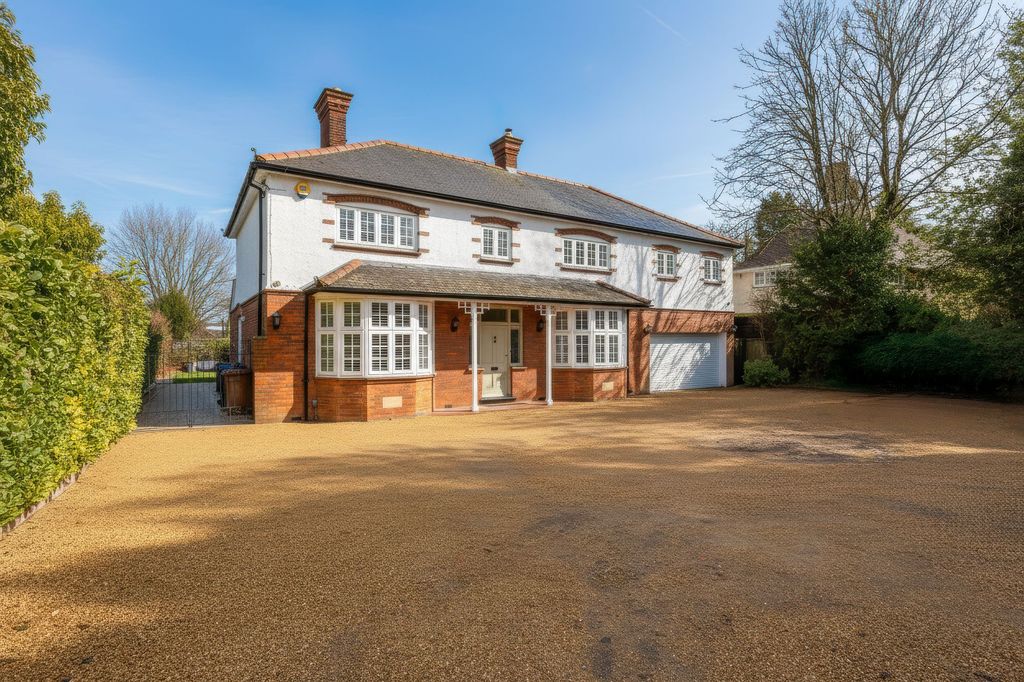 Property photo 1 of 23