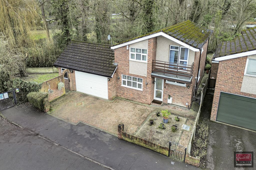 Property photo 1 of 20 Dji_0854