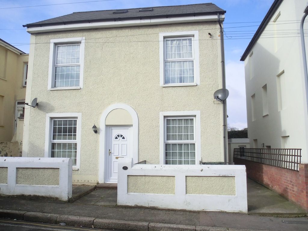 Property photo 1 of 7 2402111