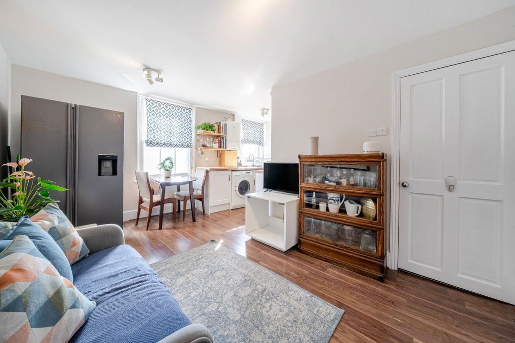 Property photo 1 of 9 Picture No. 40