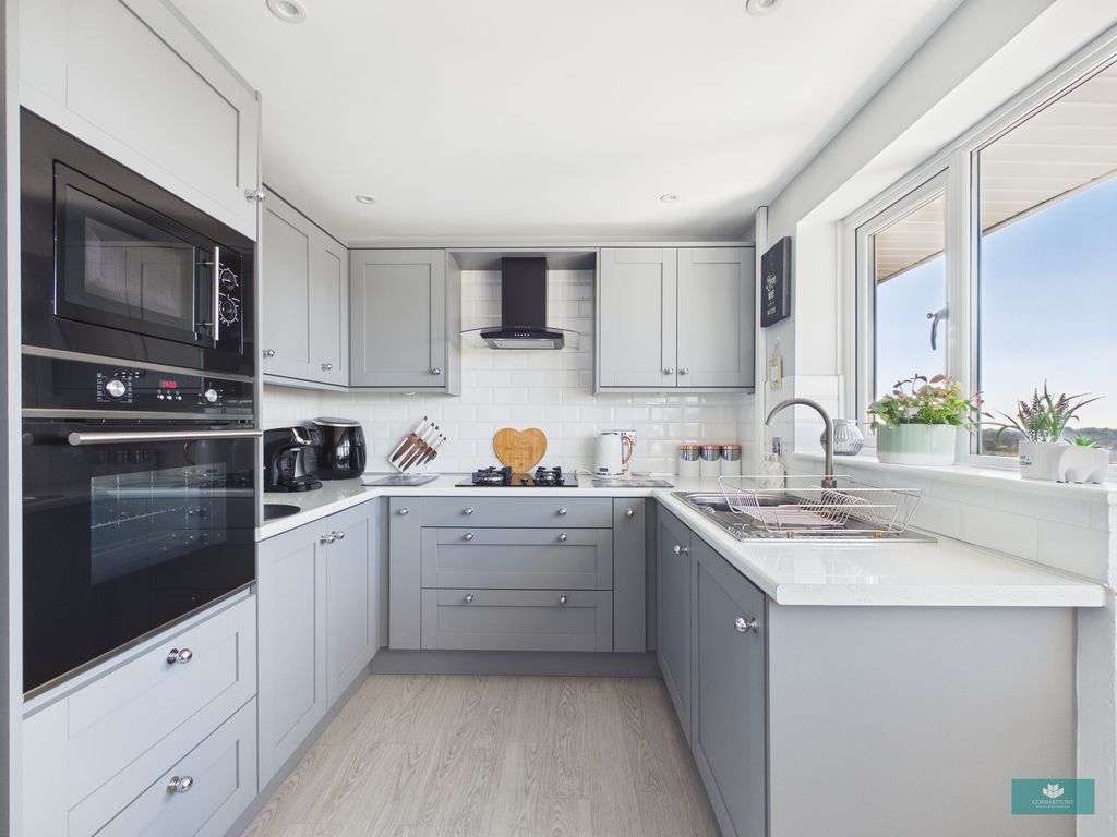 Property photo 2 of 15 Photo 14