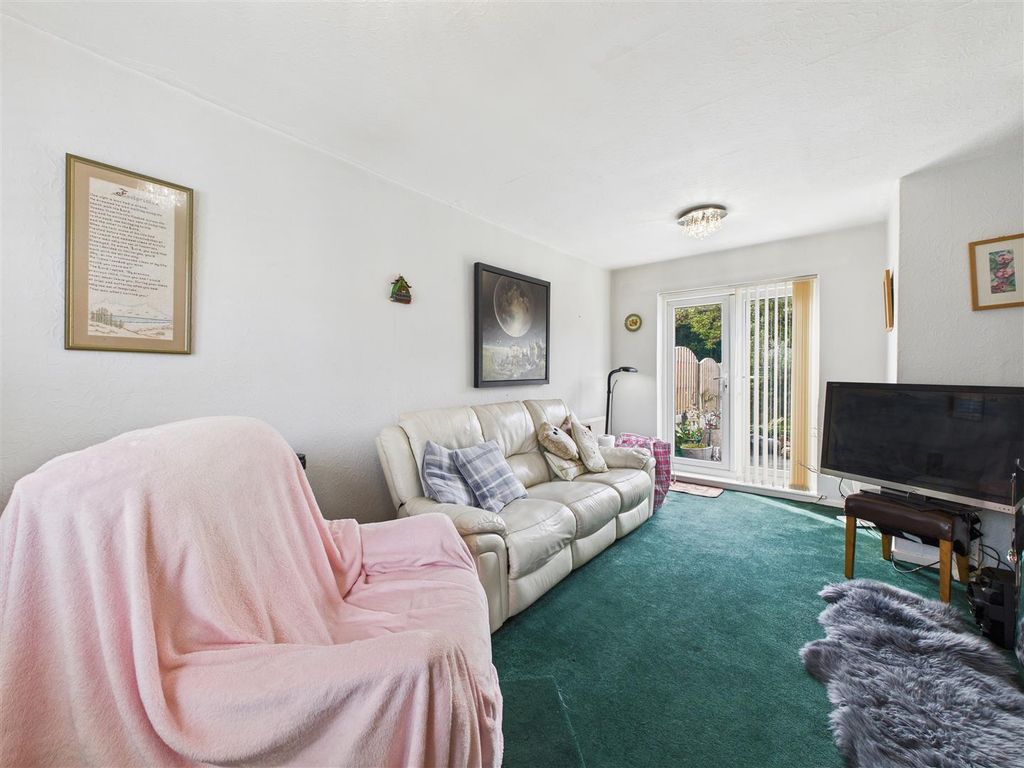 Property photo 3 of 14 Cam05476G0-Pr0038-Still006.Jpg