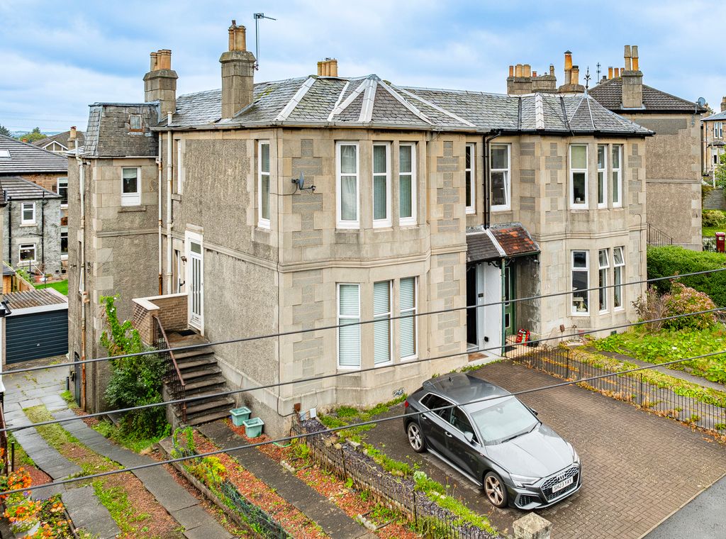Property photo 1 of 26