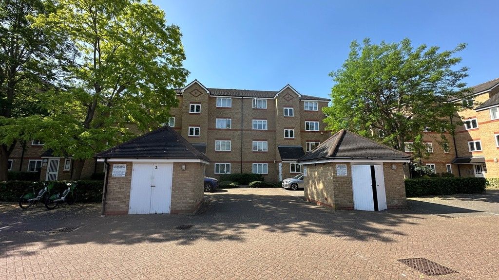 Property photo 2 of 14
